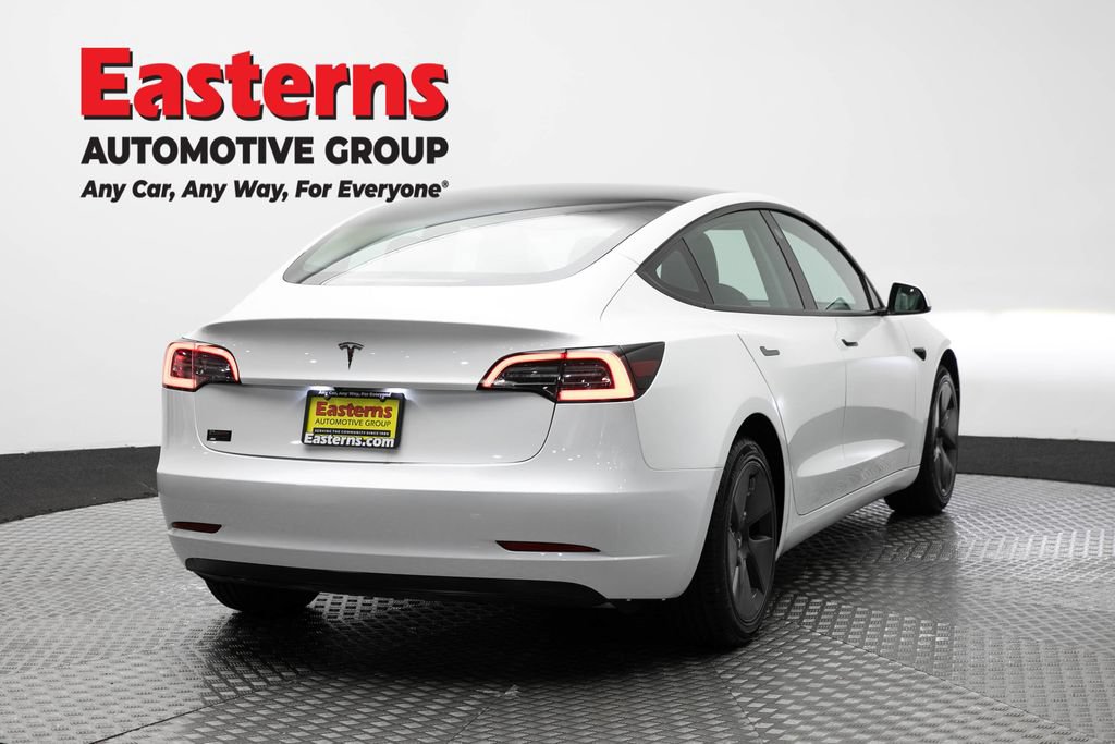 Used 2023 Tesla Model 3 Standard Range RWD image 5