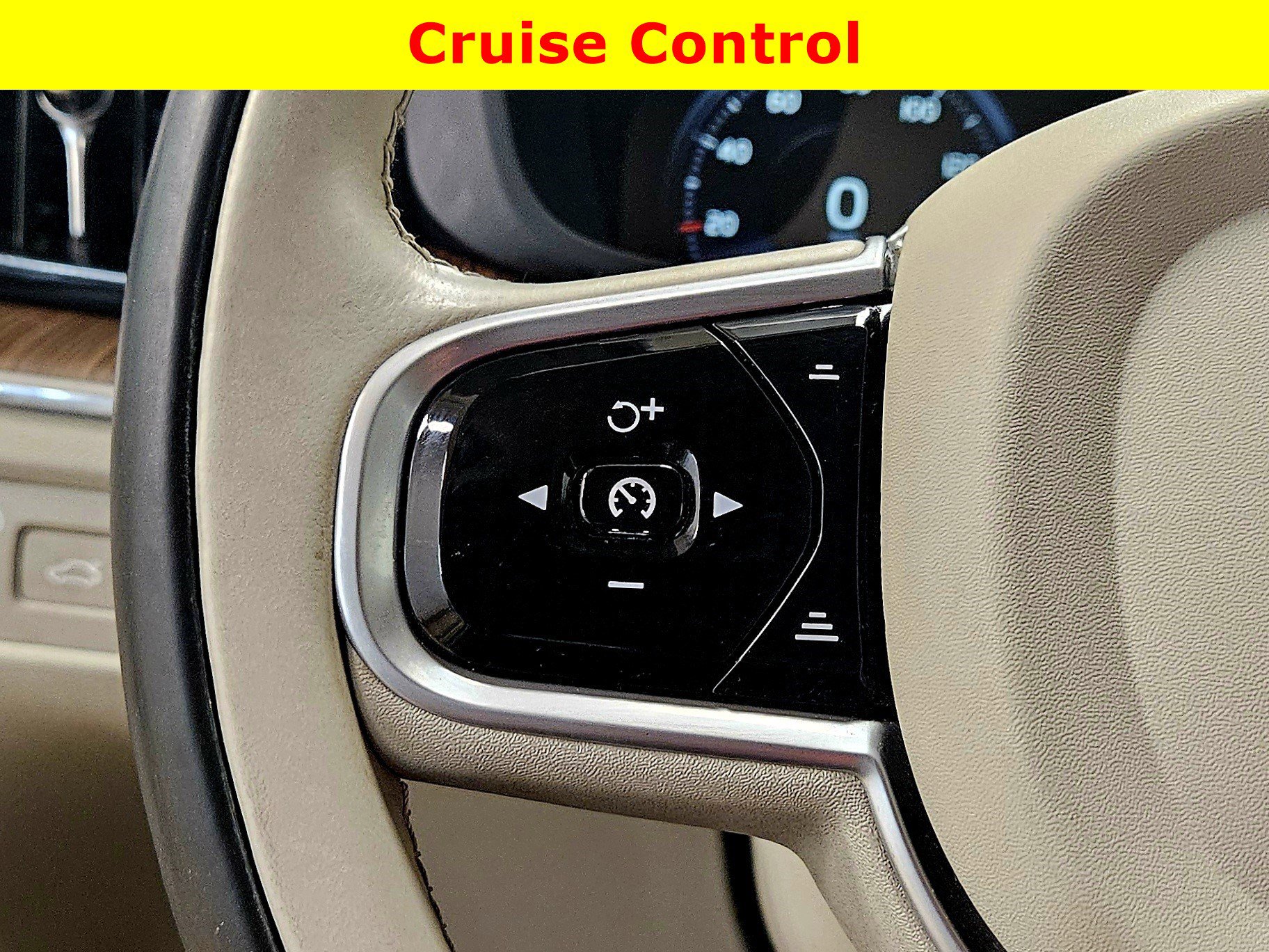 Used 2019 Volvo XC60 T8 Inscription w/ Advanced Package AWD/4WD image 31