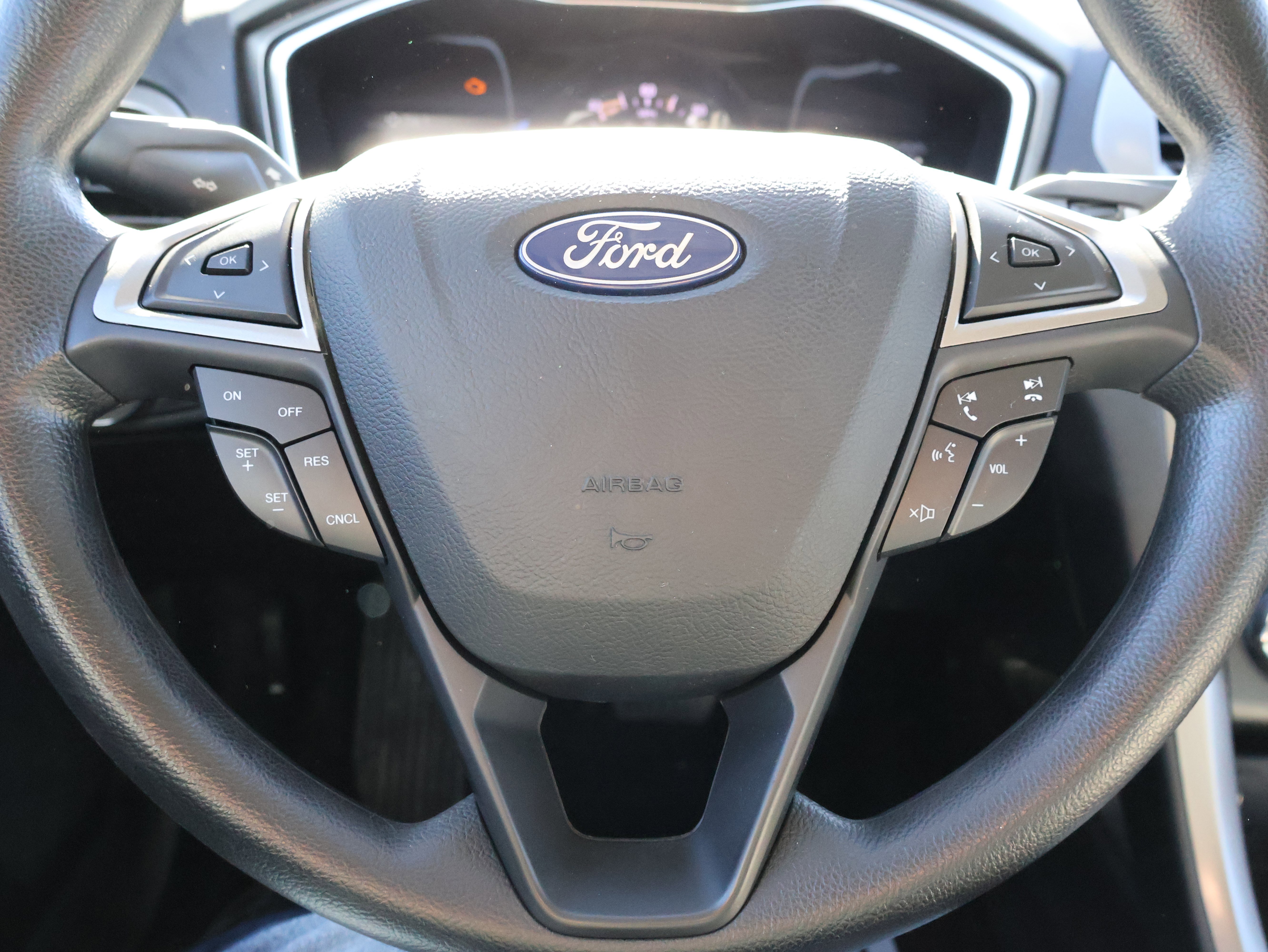 Used 2018 Ford Fusion S image 32