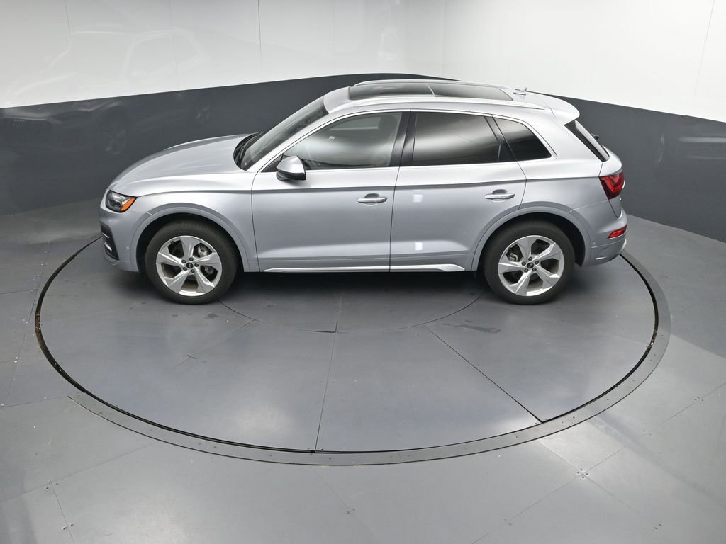 Used 2021 Audi Q5 Prestige AWD/4WD image 34