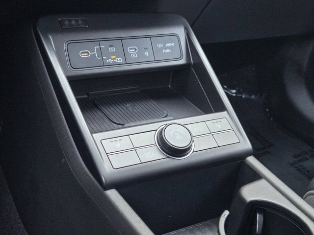 Certified 2026 Hyundai Kona SEL Premium AWD/4WD image 20