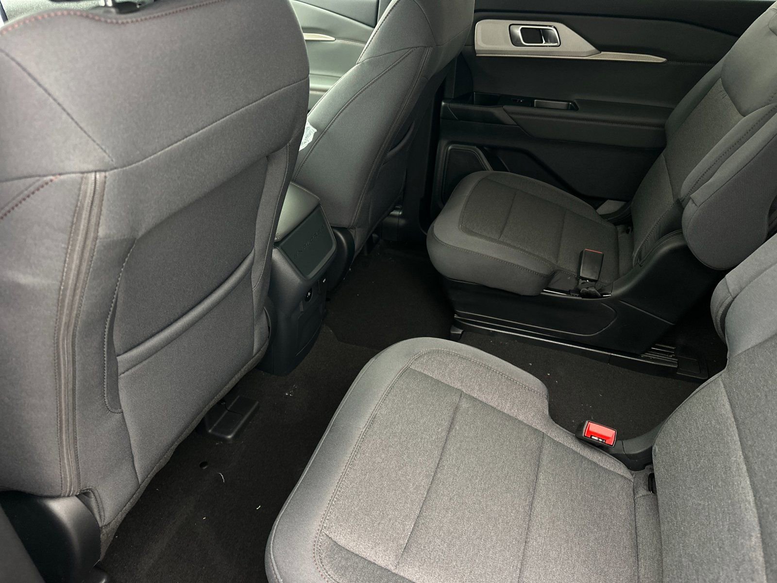 New 2026 Ford Explorer Active image 12