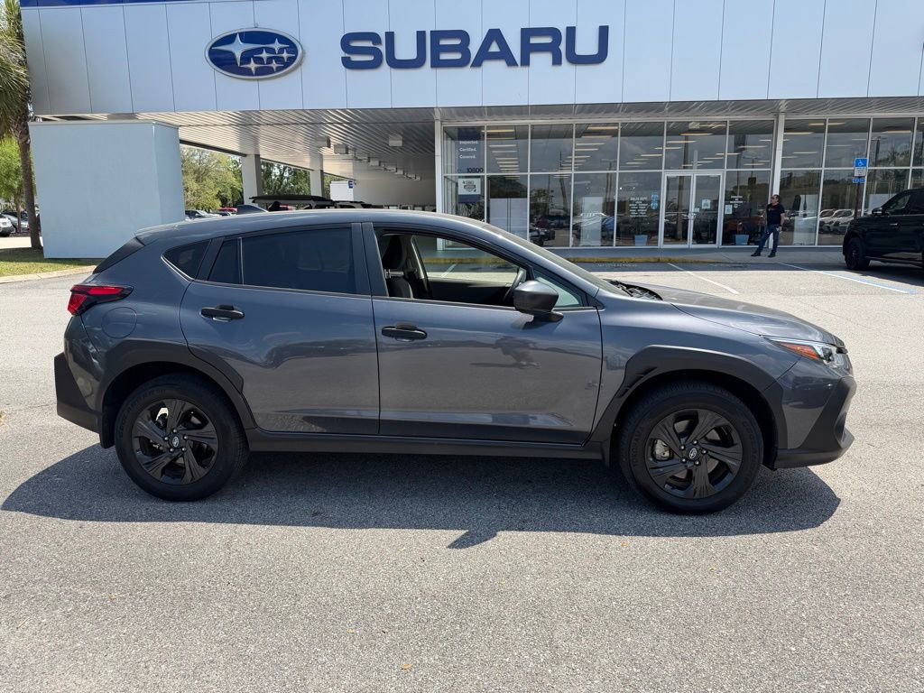 Used 2024 Subaru Crosstrek 2.0i AWD/4WD image 2