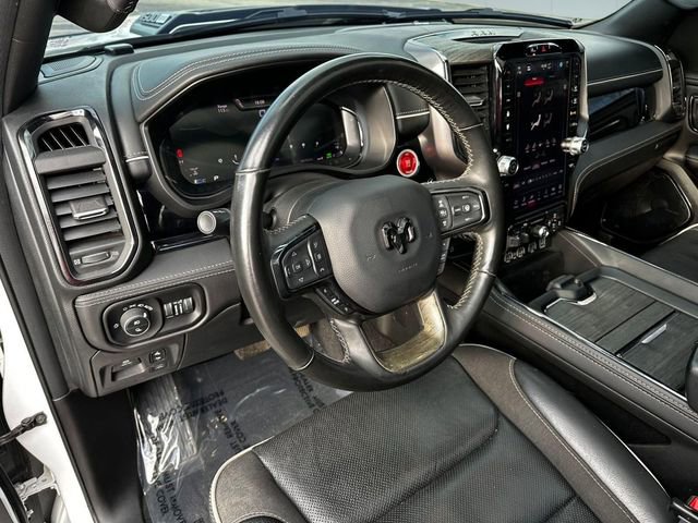 Used 2025 RAM 1500 Limited w/ Trailer Tow Group AWD/4WD image 9