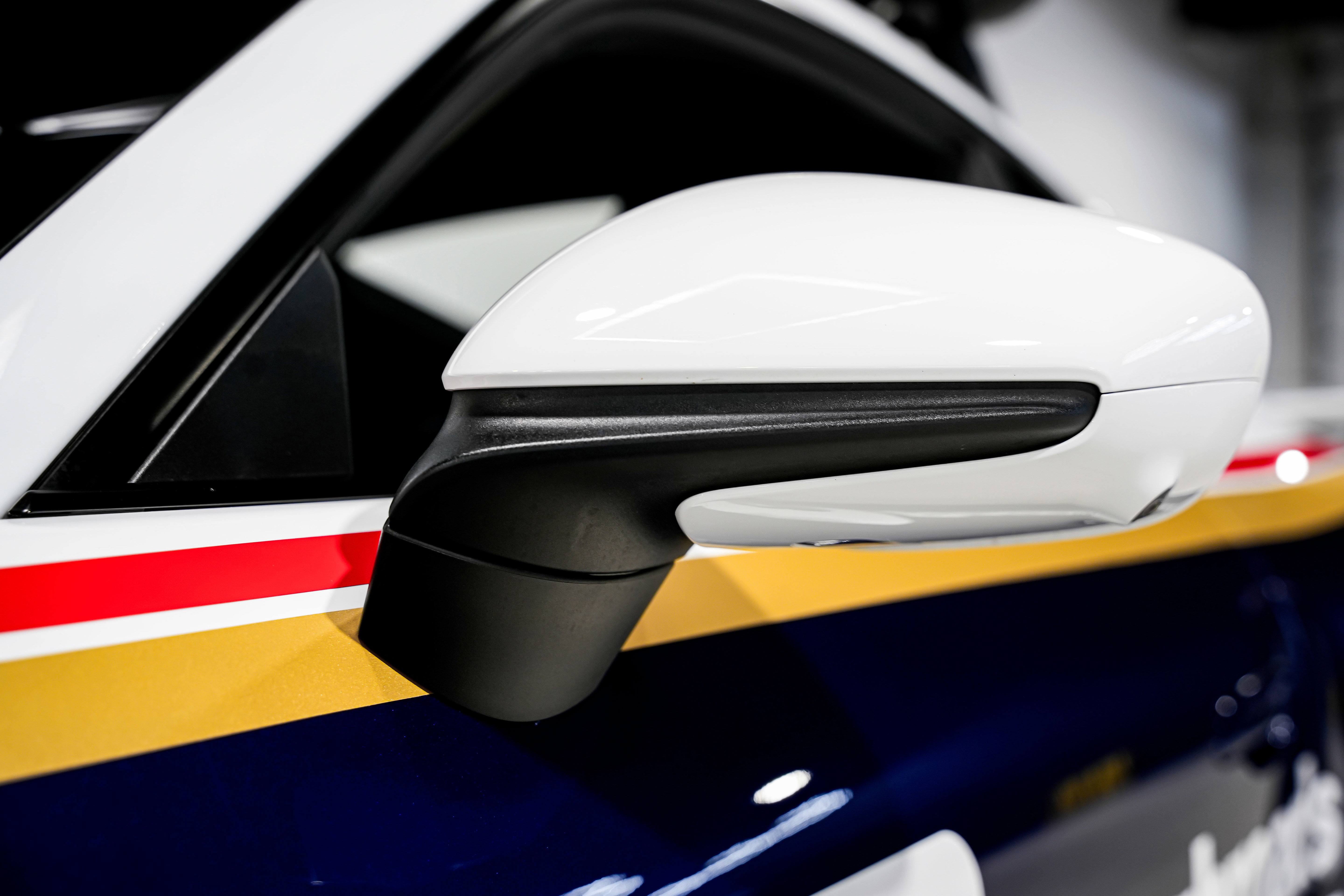 Used 2024 Porsche 911 Dakar image 40