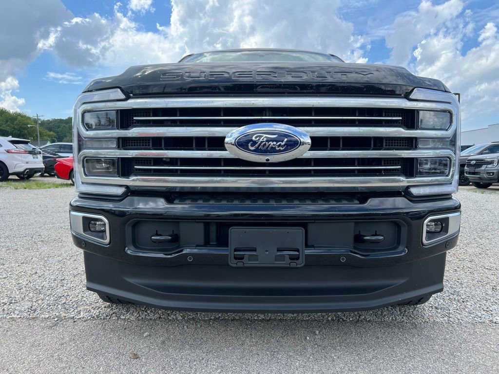 New 2025 Ford F350 Platinum w/ Platinum Plus Package image 3