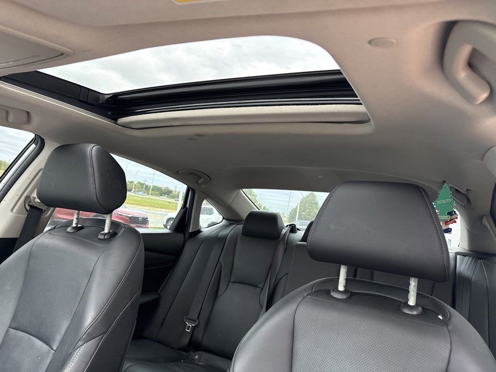 Certified 2023 Honda Accord Touring image 12