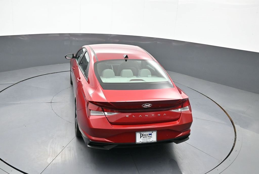 Certified 2023 Hyundai Elantra SEL w/ Convenience Package image 38