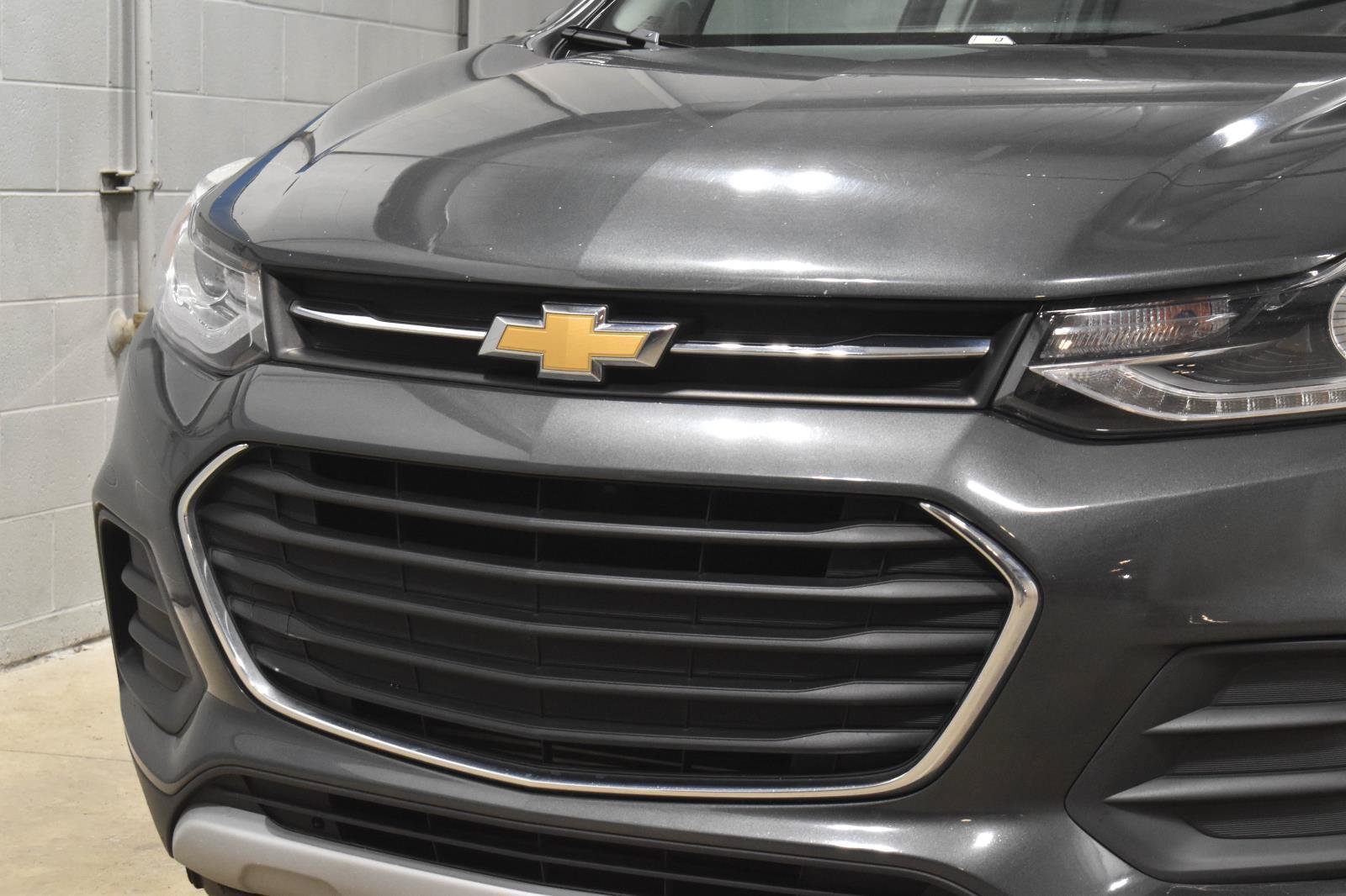 Used 2020 Chevrolet Trax LT FWD image 31