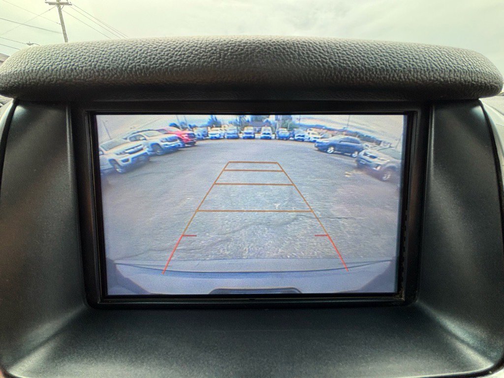 Used 2018 Chevrolet Suburban LT w/ Luxury Package image 38