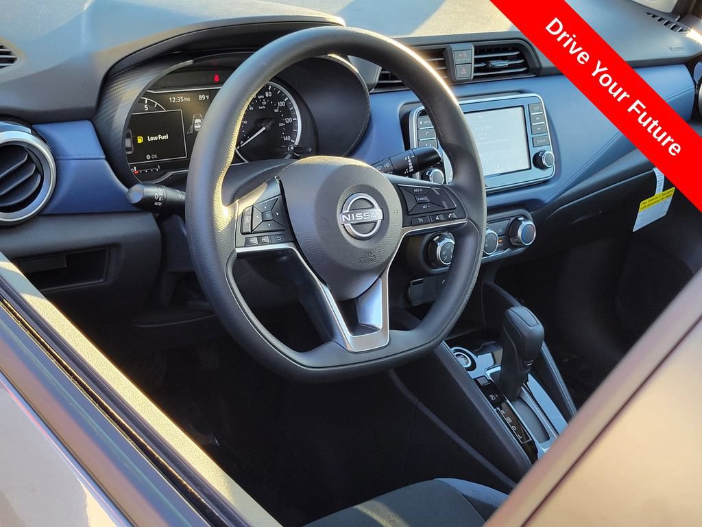 Used 2025 Nissan Versa SV w/ Trunk Package FWD image 5