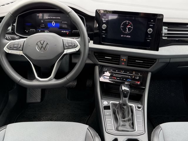 Used 2026 Volkswagen Jetta SE FWD image 9