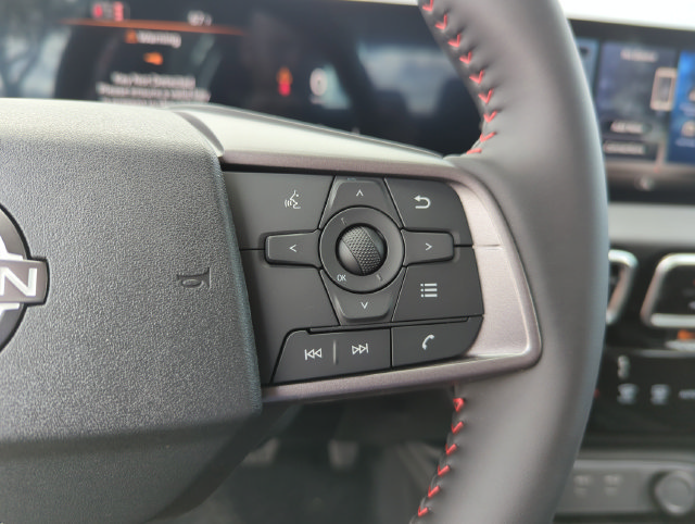 Used 2026 Nissan Sentra SR w/ Floor Mat Package FWD image 84