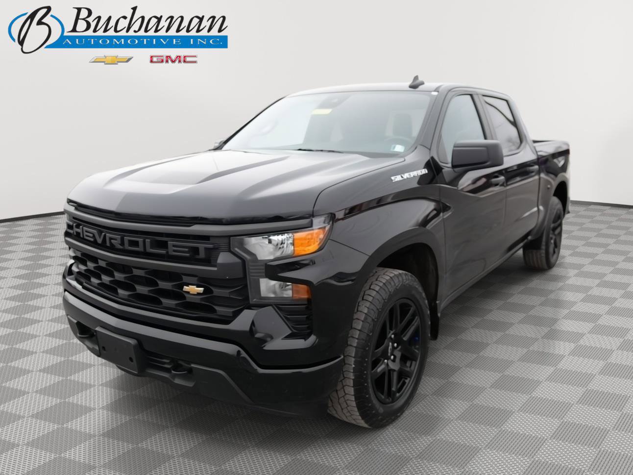 Used 2023 Chevrolet Silverado 1500 Custom image 1
