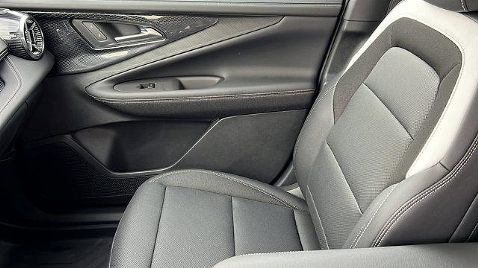 New 2026 Chevrolet Blazer EV LT image 19