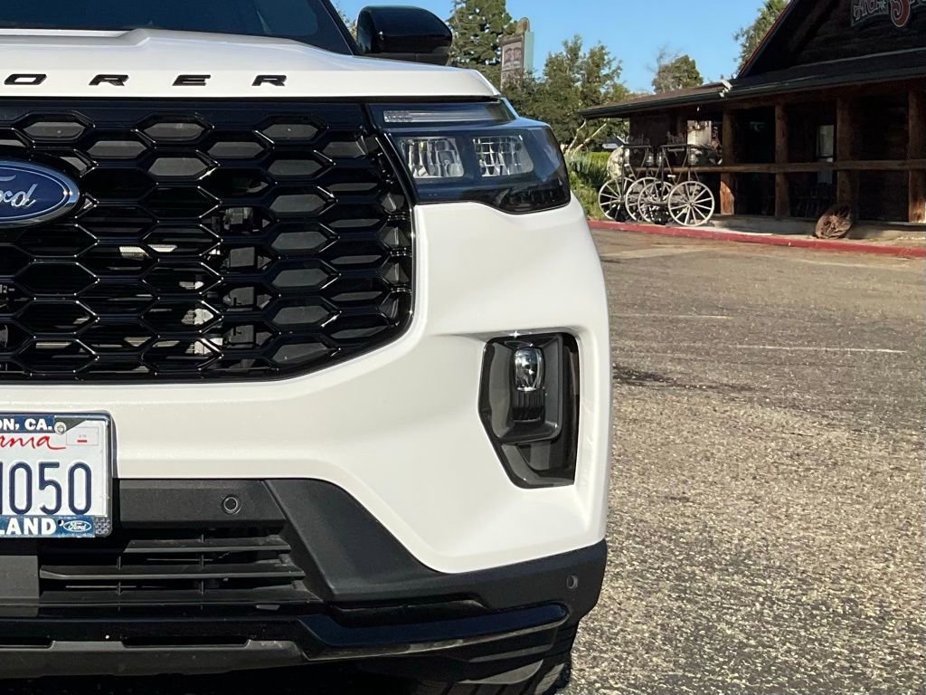 Certified 2025 Ford Explorer ST-Line w/ Premium Package image 68
