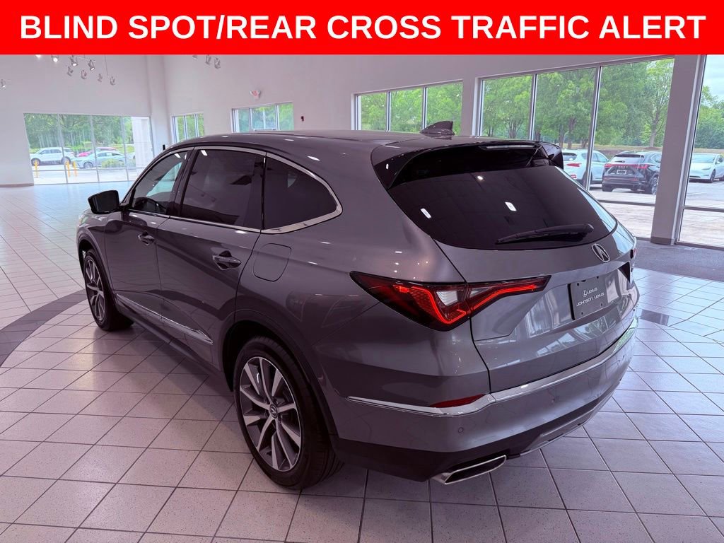 Used 2025 Acura MDX SH-AWD w/ Technology Package image 5
