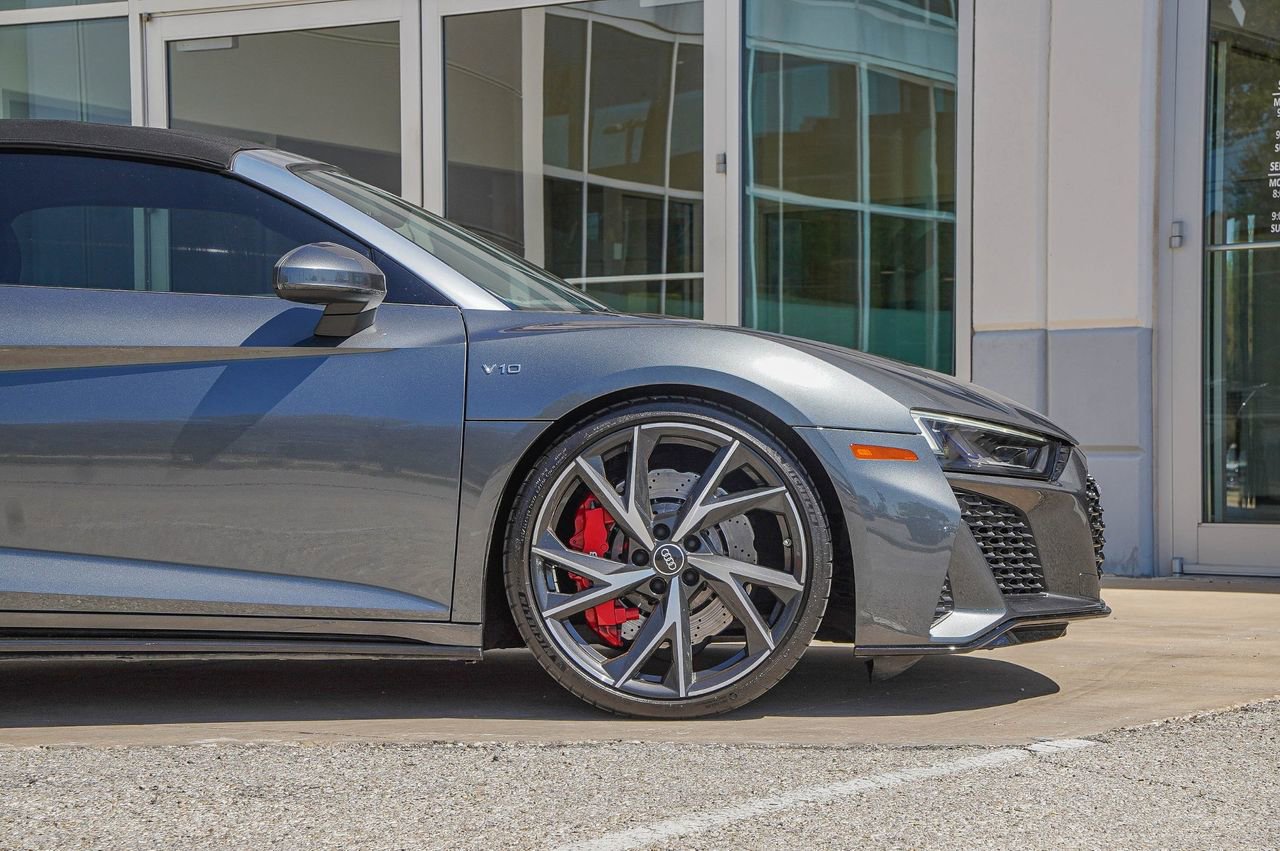 Used 2021 Audi R8 V10 w/ Premium Package image 10