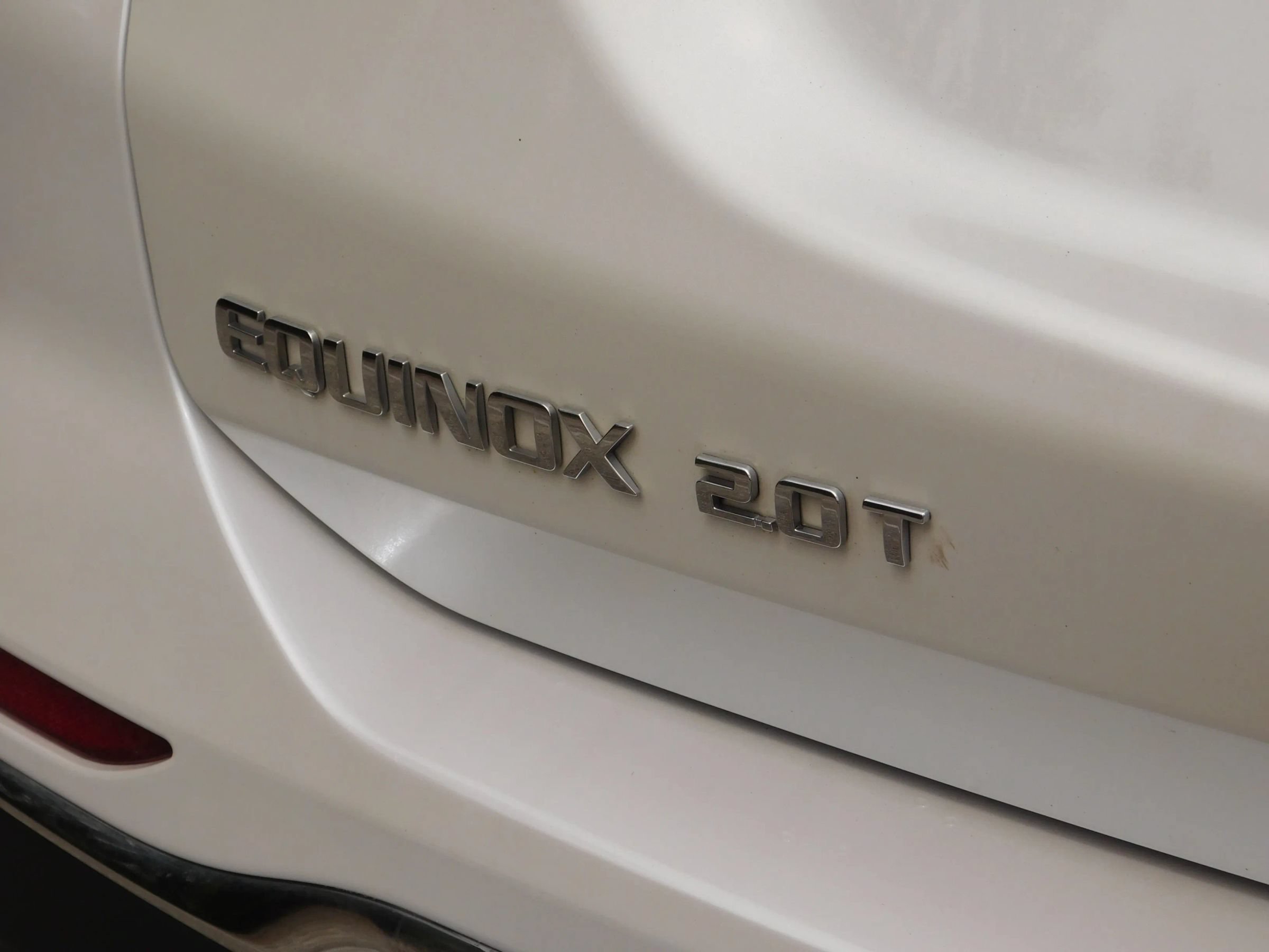 Used 2020 Chevrolet Equinox Premier FWD image 11