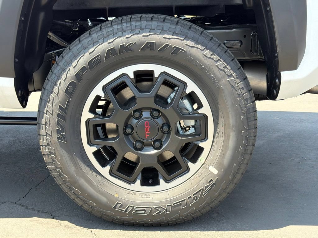 New 2026 Toyota Tacoma TRD Off-Road AWD/4WD image 18