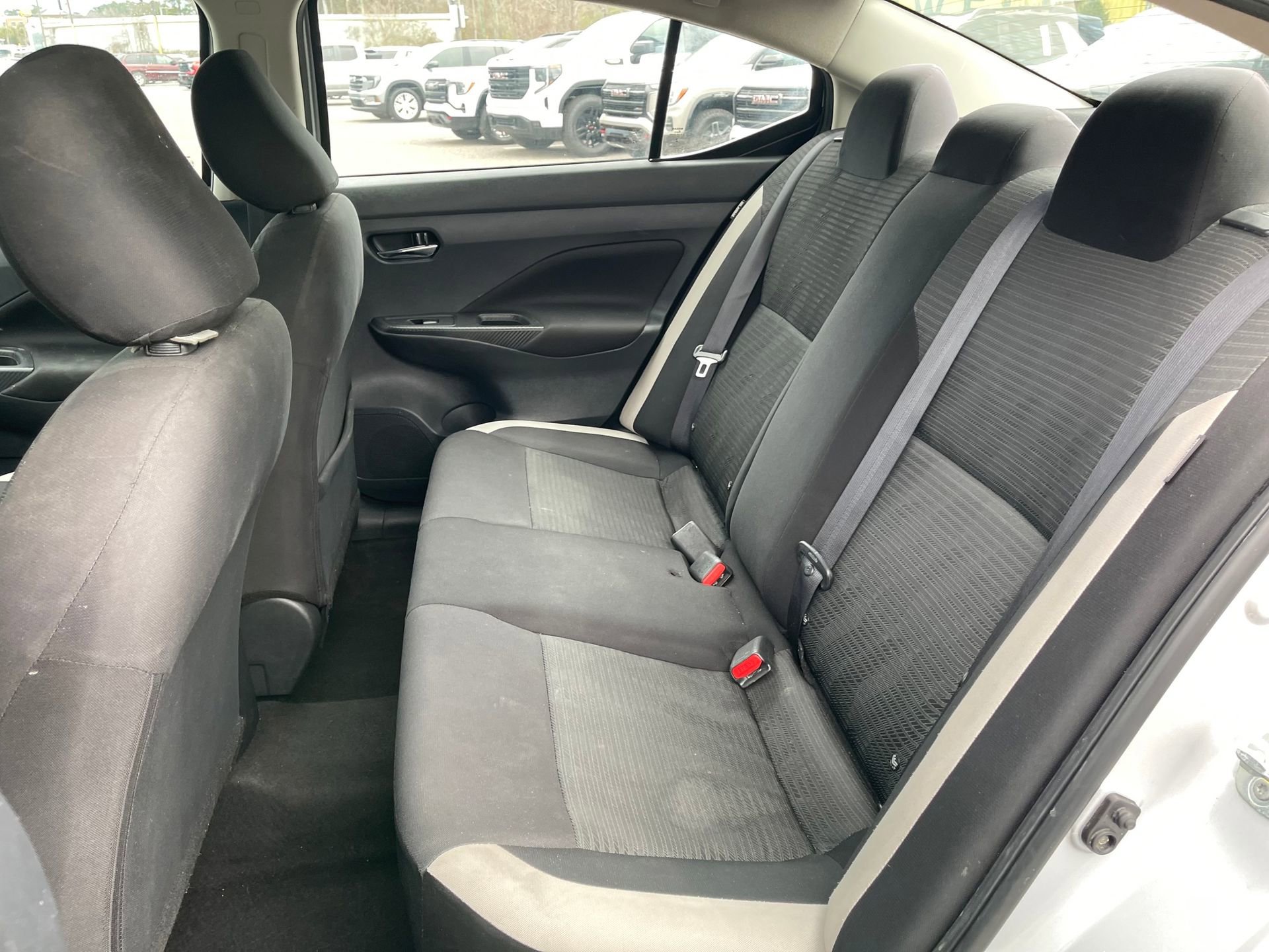 Used 2021 Nissan Versa SV image 21