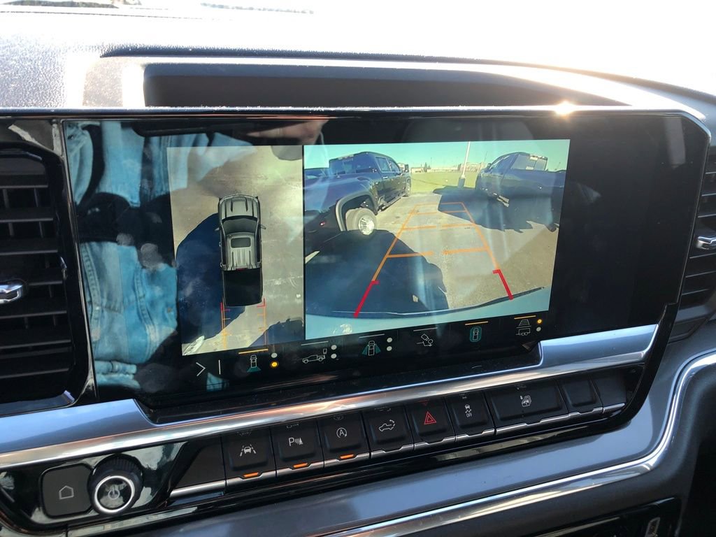 Used 2023 Chevrolet Silverado 1500 High Country image 20