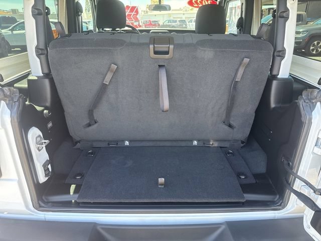 Certified 2022 Jeep Wrangler Sport AWD/4WD image 28