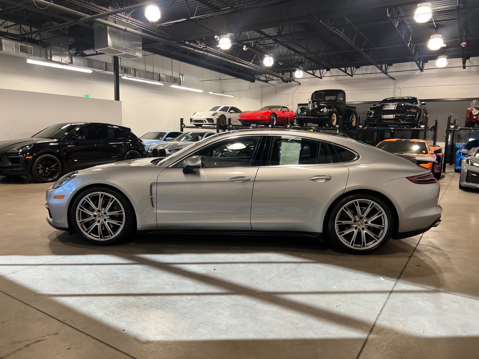 Used 2020 Porsche Panamera 4S image 6