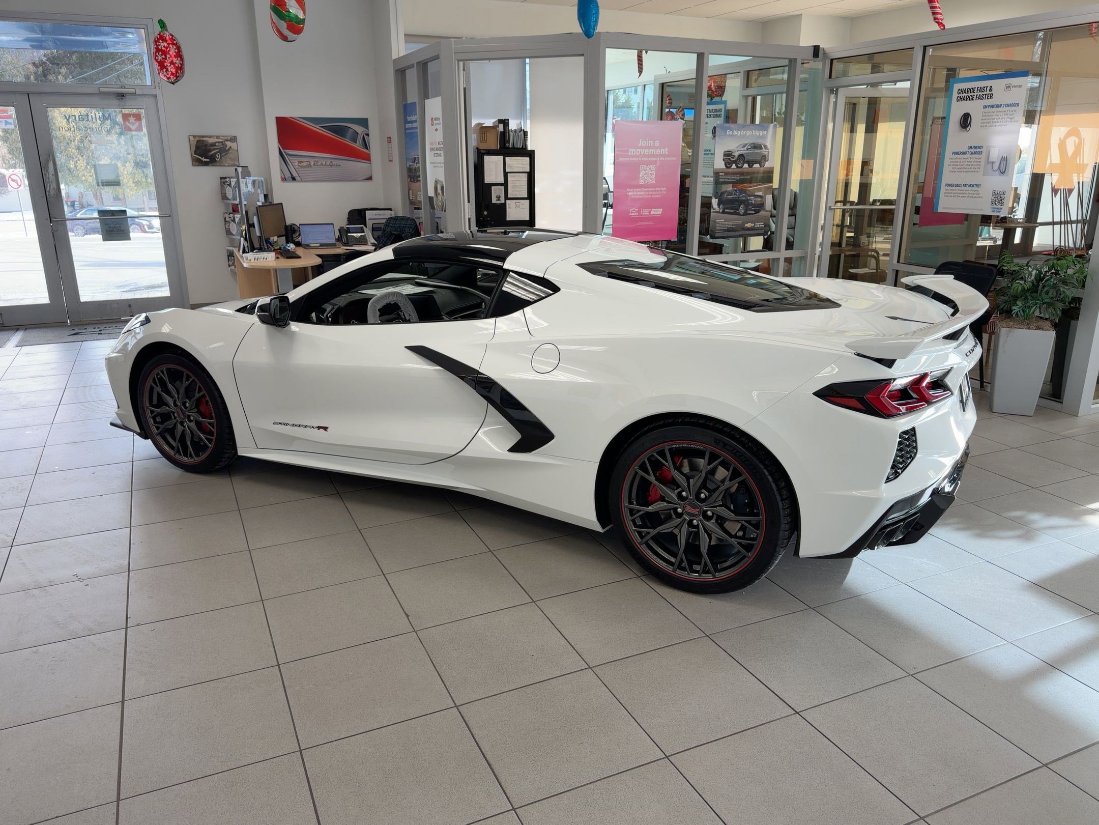 New 2026 Chevrolet Corvette Stingray Preferred Cpe w/ Z51 Performance Package image 3