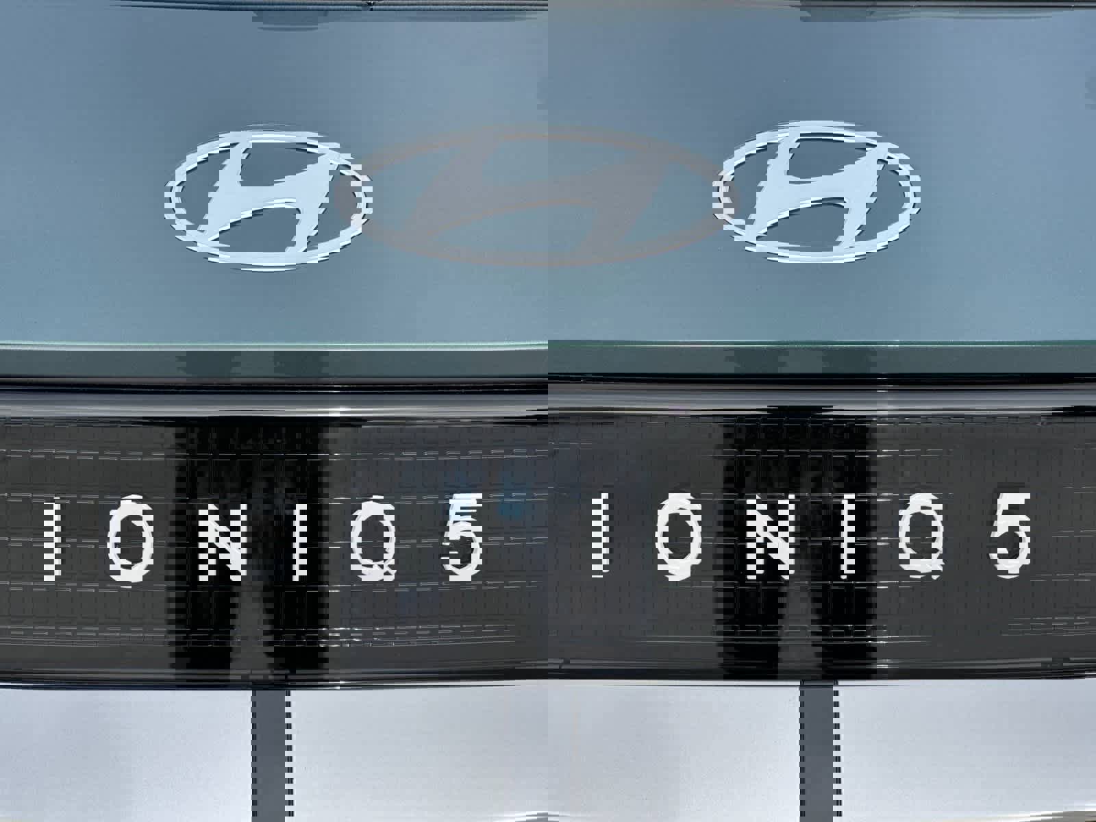 New 2026 Hyundai Ioniq 5 SE image 27