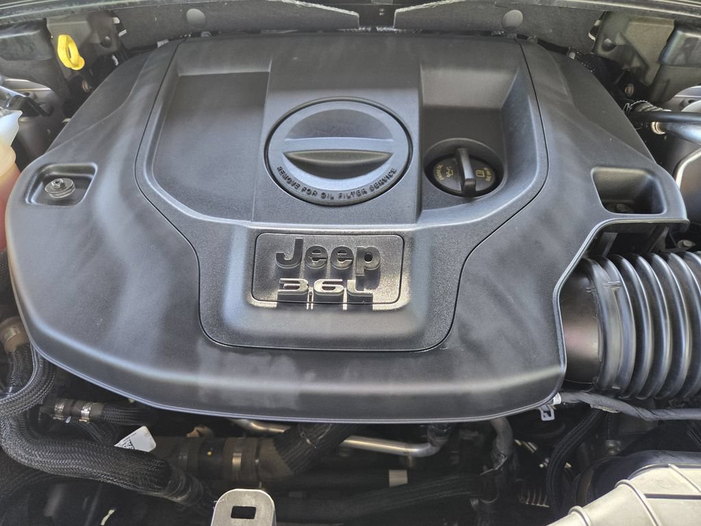Used 2021 Jeep Grand Cherokee L Overland AWD/4WD image 32
