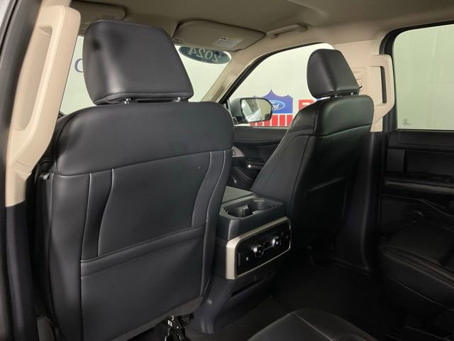 Certified 2024 Ford Expedition XLT image 15