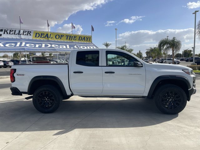 Used 2023 Chevrolet Colorado Trail Boss w/ Technology Package AWD/4WD image 9