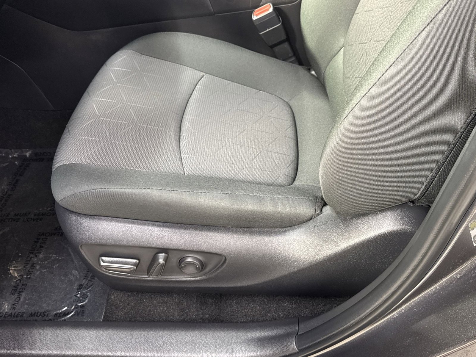 Used 2024 Toyota RAV4 XLE AWD/4WD image 26