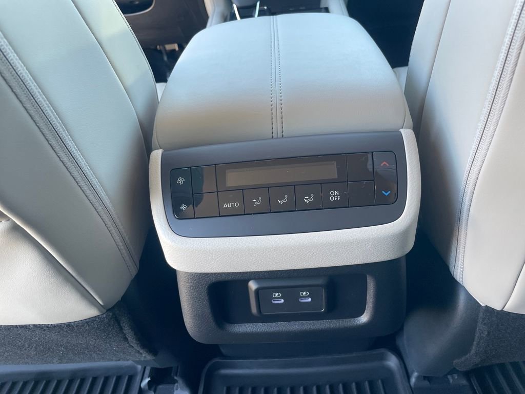 New 2026 Nissan Pathfinder SL AWD/4WD image 25