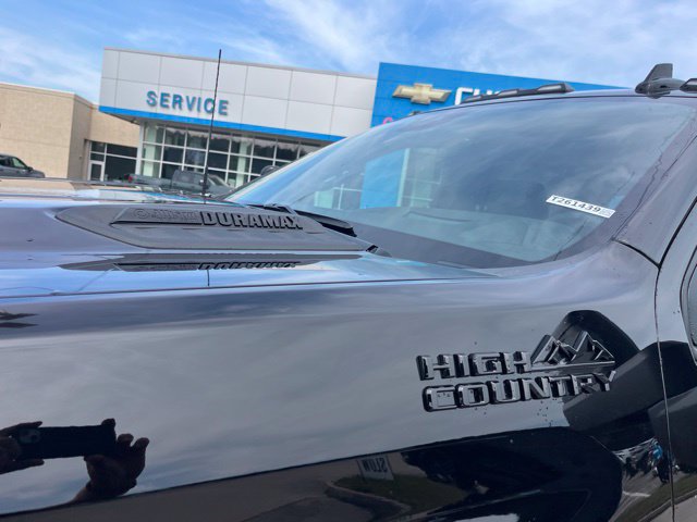 New 2026 Chevrolet Silverado 2500 High Country w/ Midnight Edition AWD/4WD image 3
