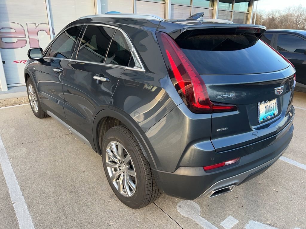 Used 2021 Cadillac XT4 Premium Luxury image 6