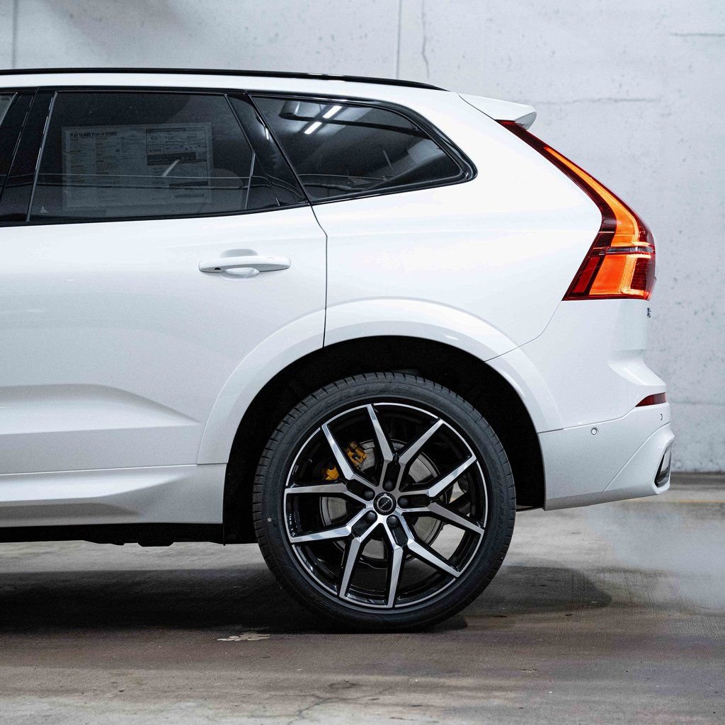 New 2026 Volvo XC60 T8 Polestar w/ Protection Package Premier AWD/4WD image 4