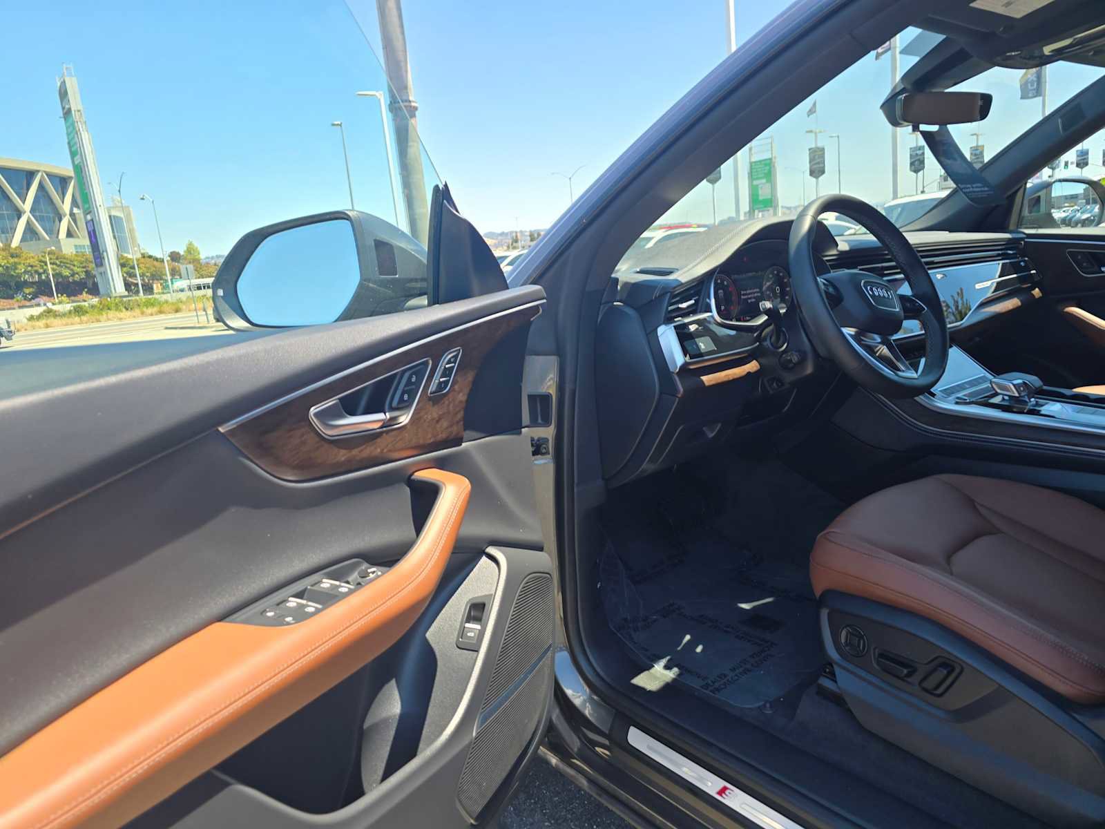 New 2025 Audi Q8 Premium Plus image 19