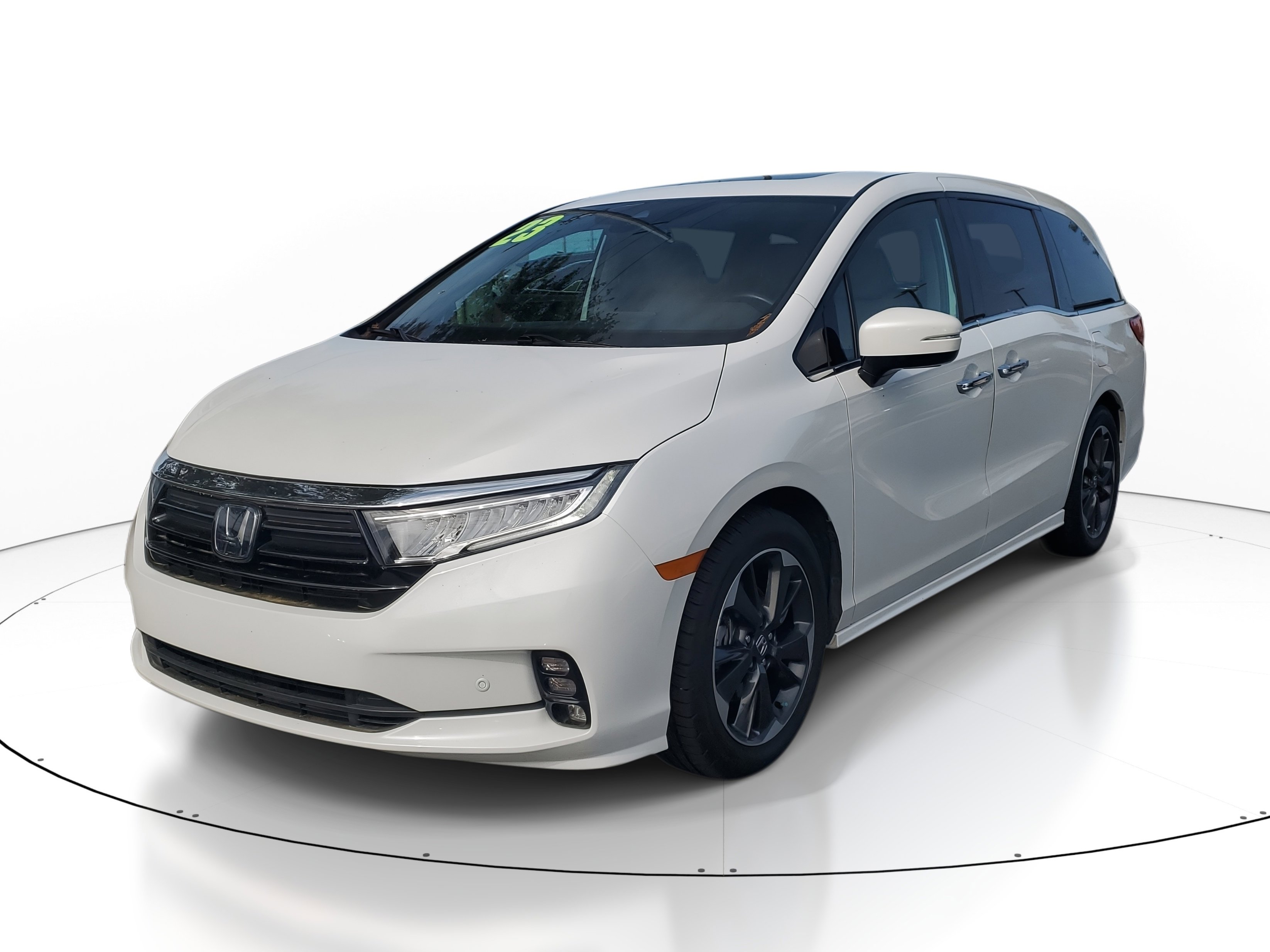 Used 2023 Honda Odyssey Elite image 3