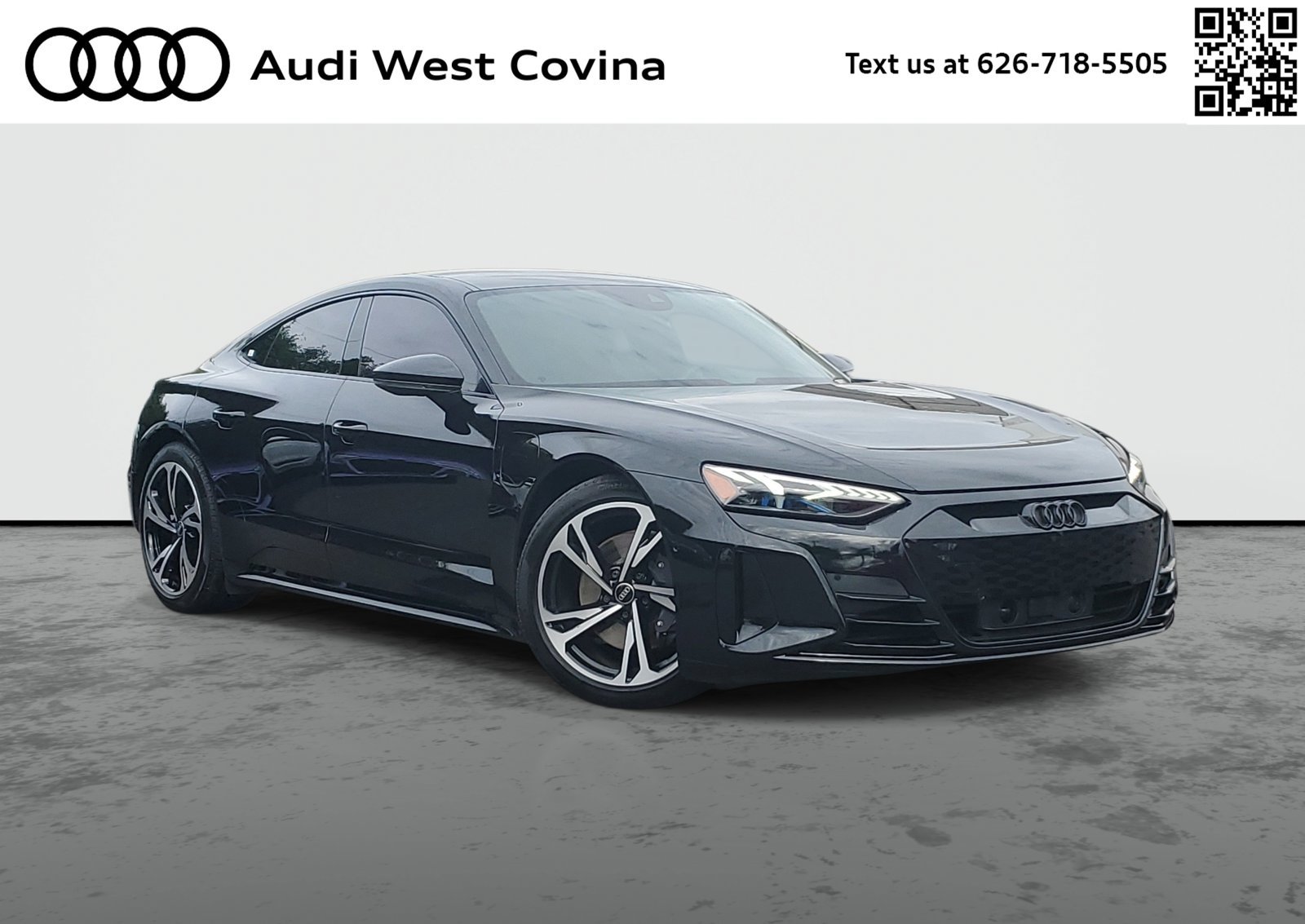 Used 2023 Audi e-tron GT Prestige AWD/4WD image 1