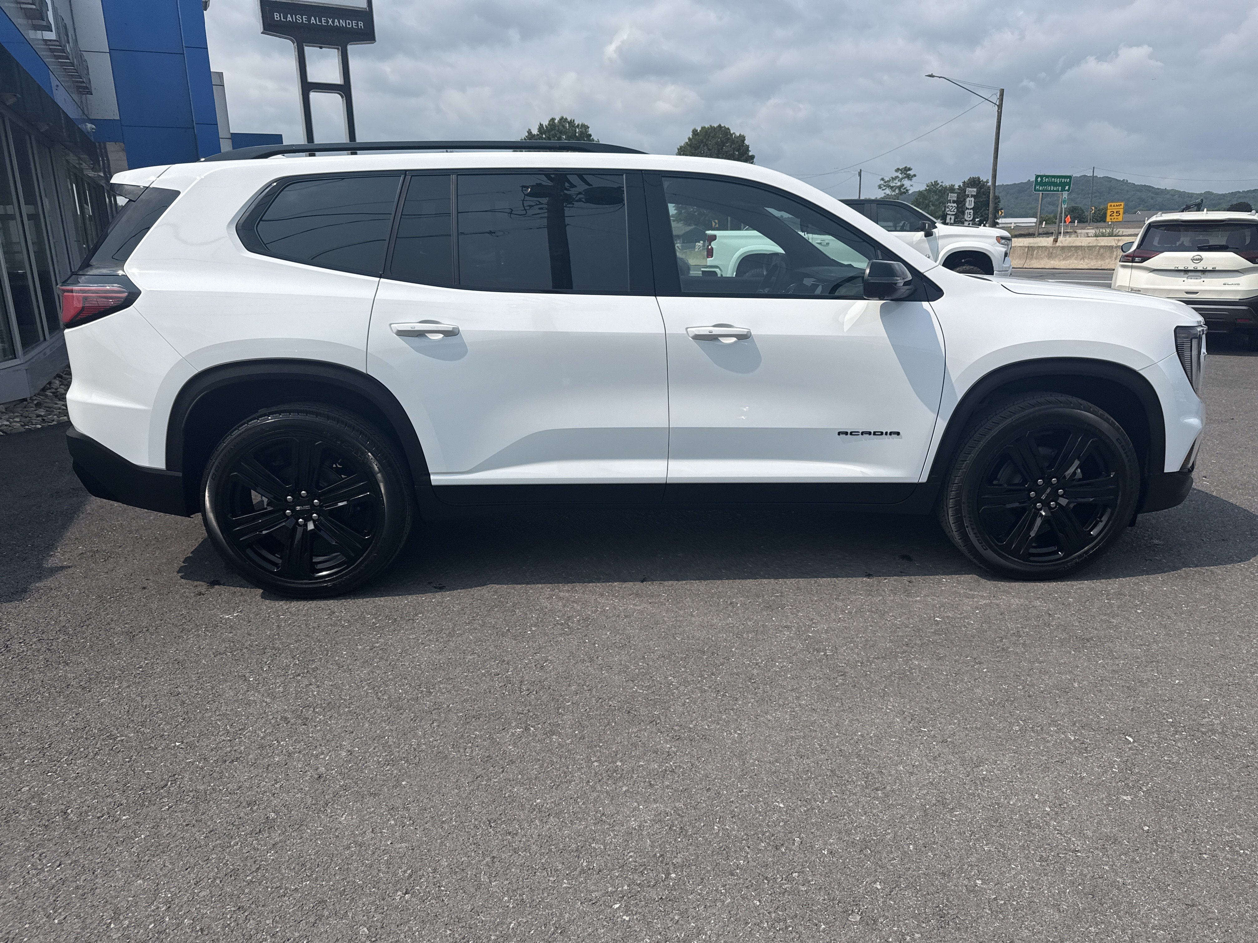 New 2027 GMC Acadia Elevation w/ Black Edition AWD/4WD video 2