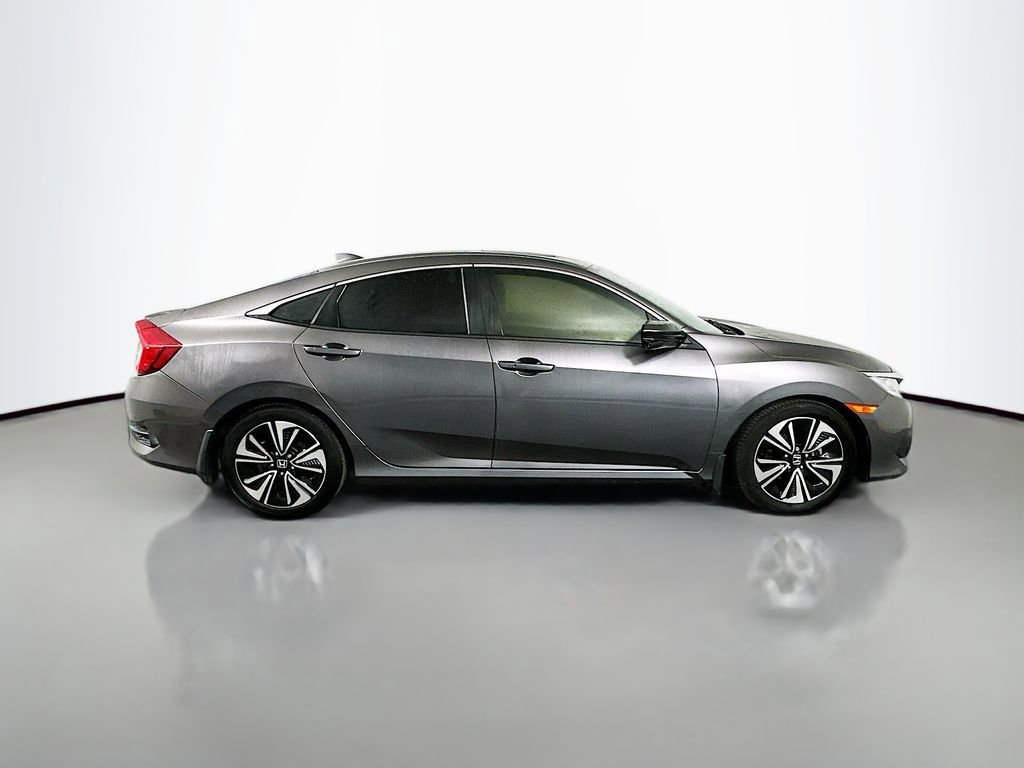 Used 2018 Honda Civic EX-T image 4