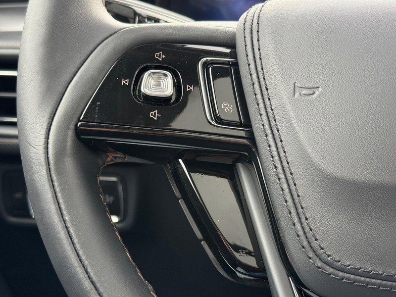 New 2025 Lincoln Aviator AWD w/ Jet Appearance Package image 10