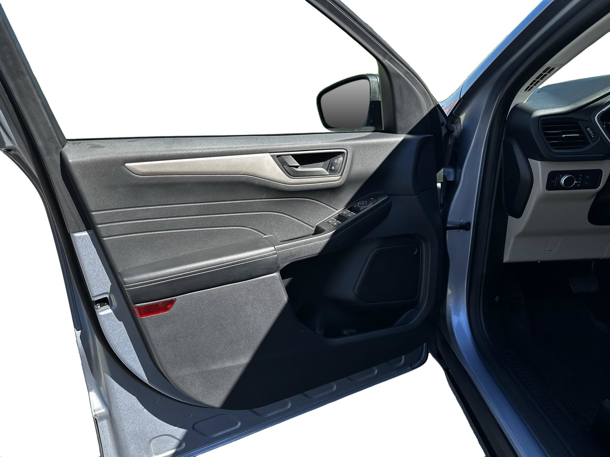 Used 2022 Ford Escape SE w/ Convenience Package FWD image 9