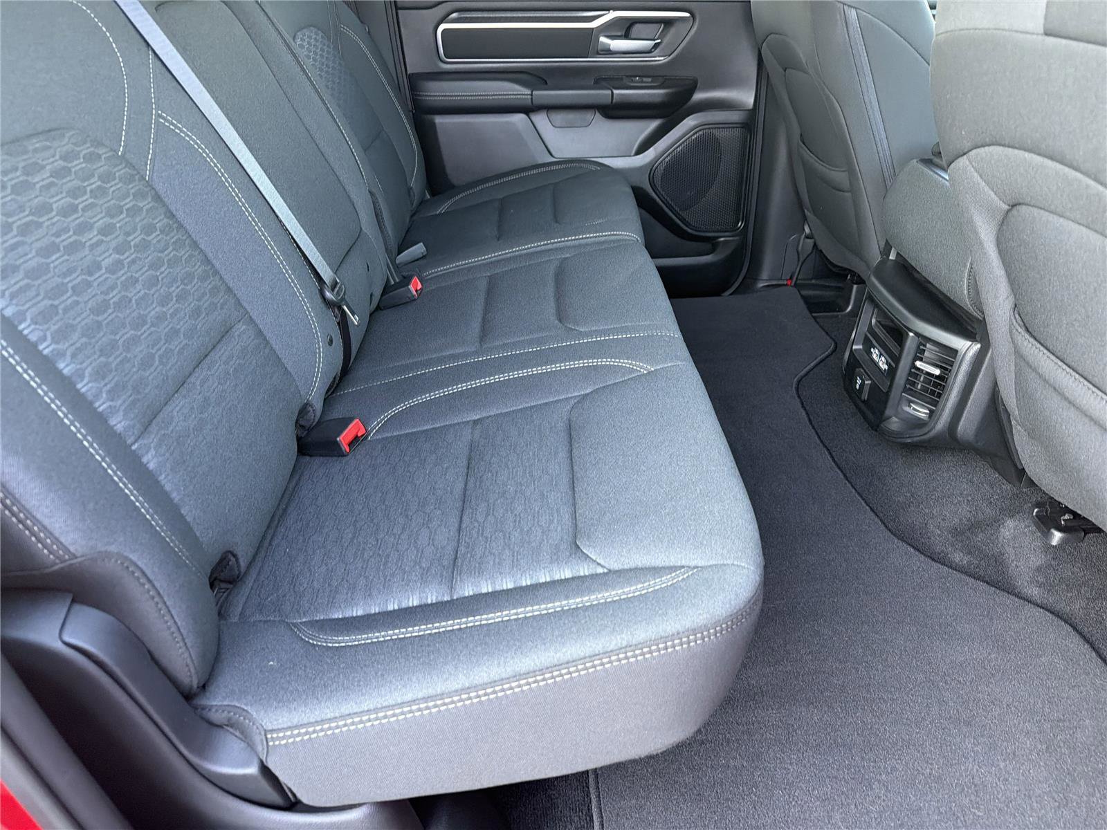Used 2025 RAM 1500 Big Horn AWD/4WD image 14
