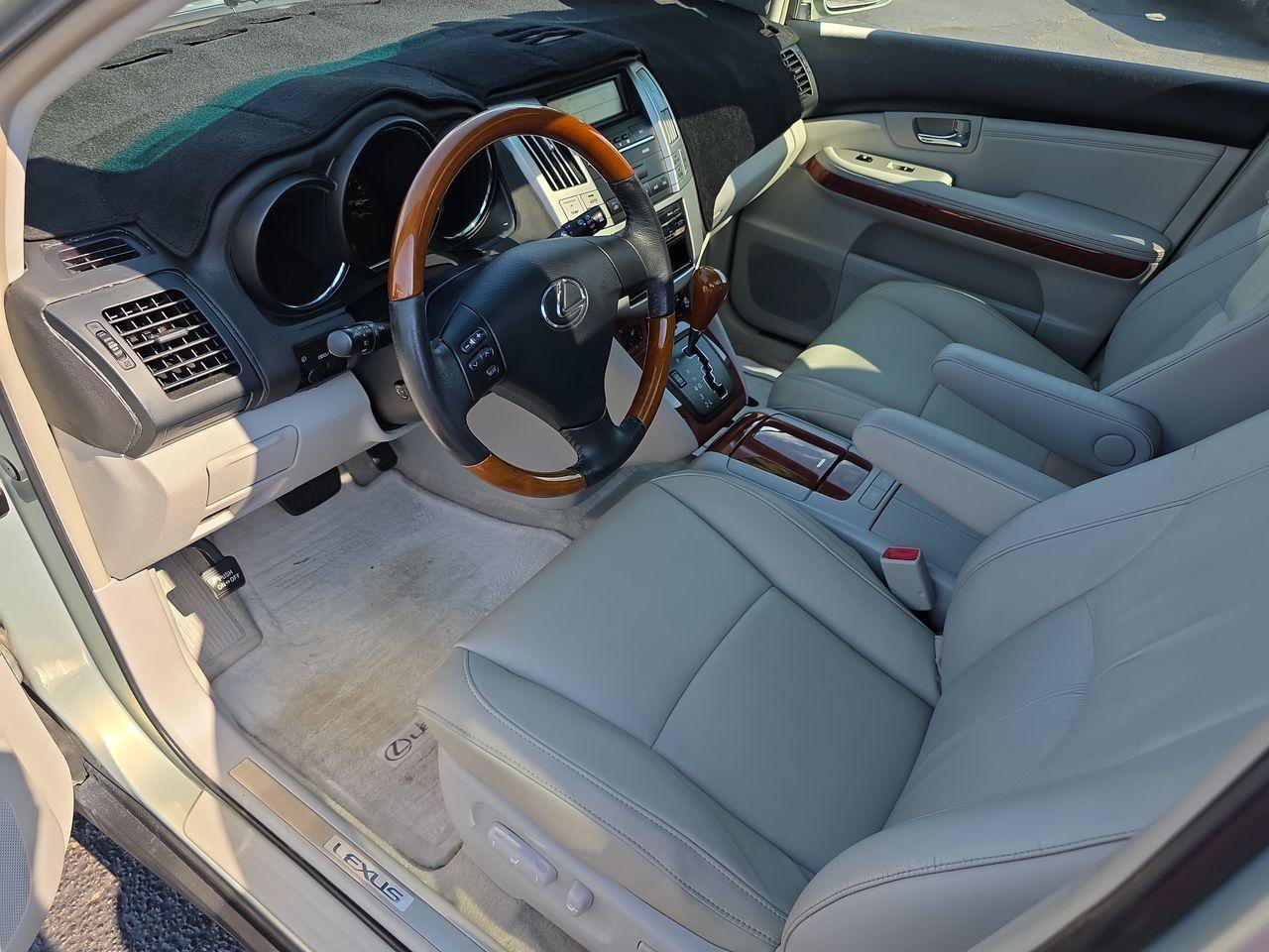 Used 2004 Lexus RX 330 AWD image 4