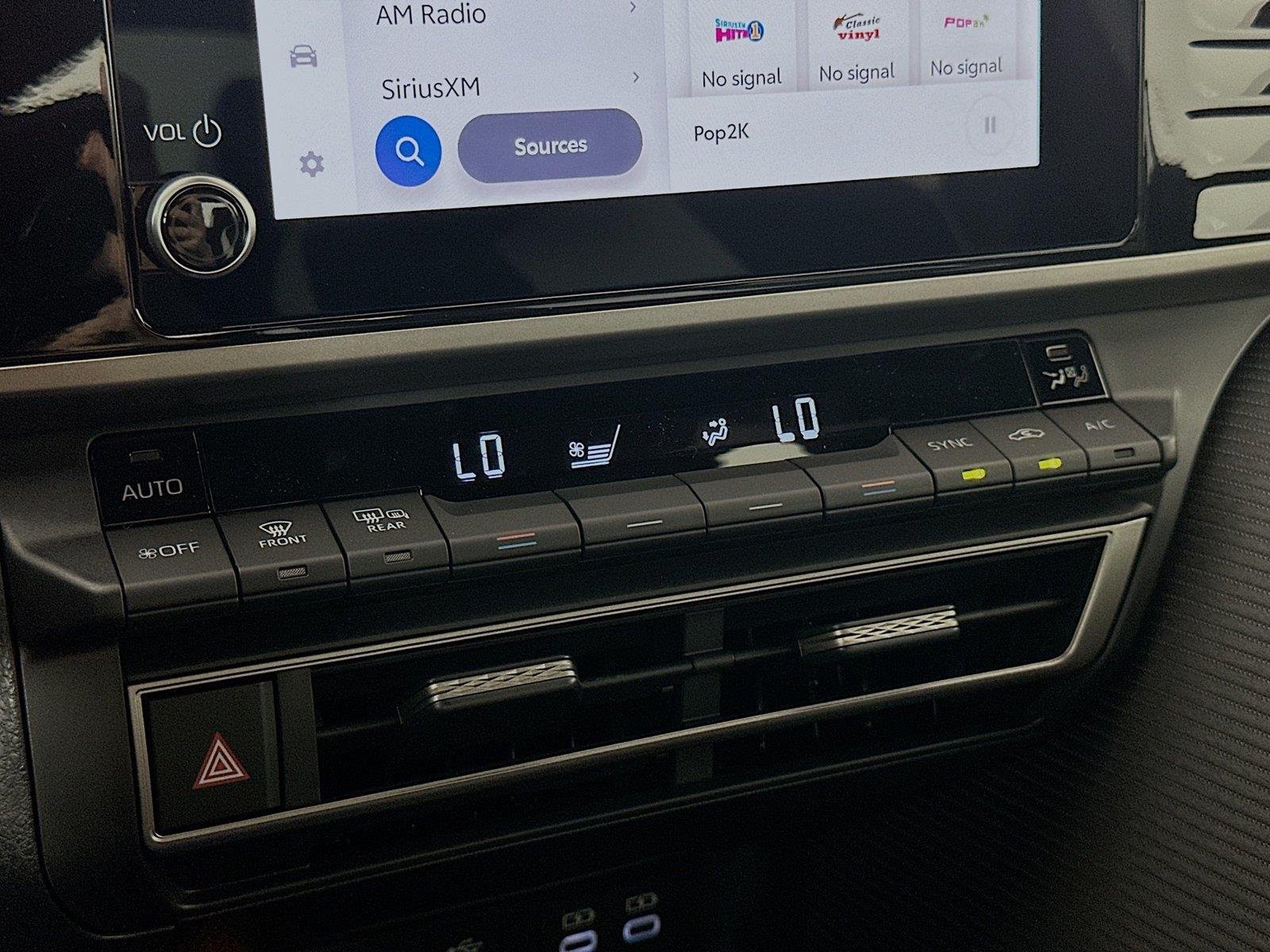 New 2026 Toyota Camry SE w/ Convenience Package FWD image 31
