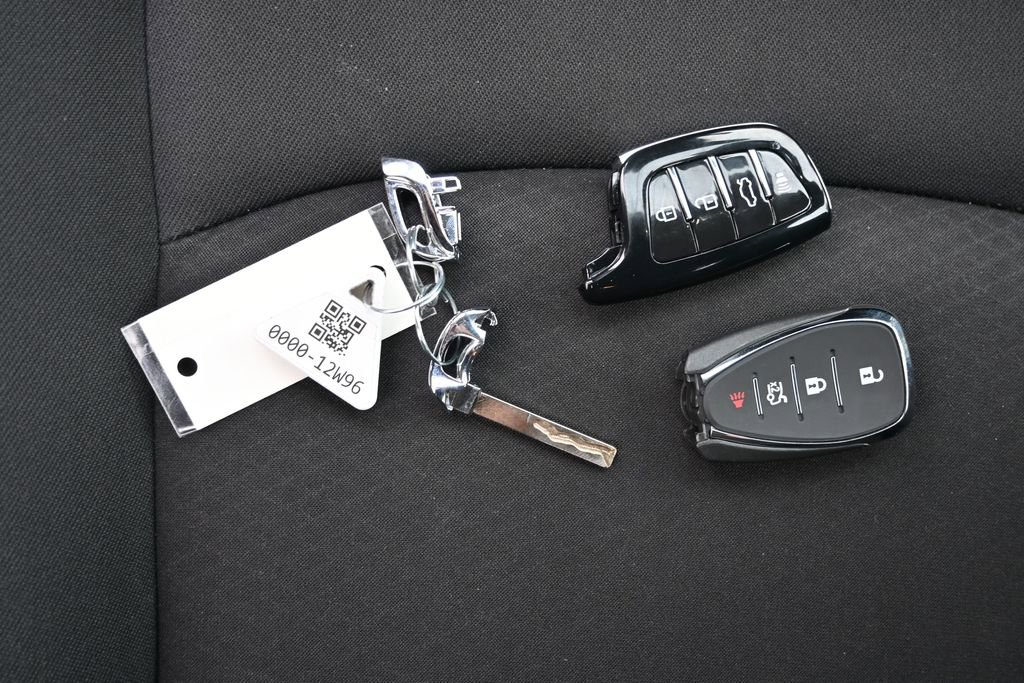 Used 2023 Chevrolet Malibu LT image 18