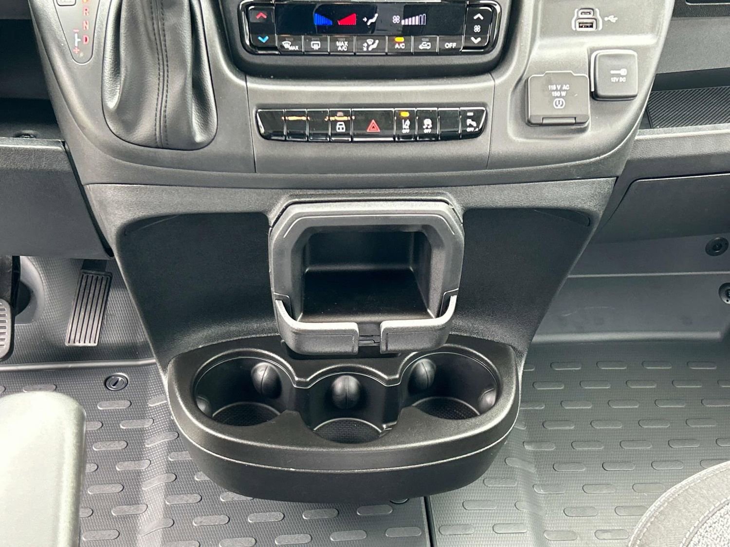 New 2025 RAM ProMaster 2500 w/ Quick Order Package 22G SLT FWD image 19